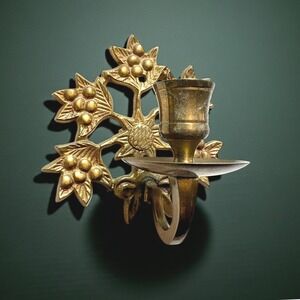 Vintage Solid Brass Holly Berry Leaf Wreath Wall Sconce Candle Holder Made India